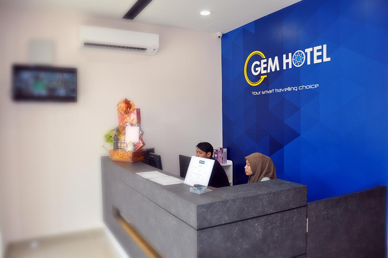 Gem Hotel Nusajaya  Buitenkant foto